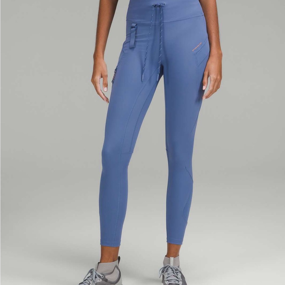 Cargo Super-High-Rise Hiking
Tight 25"